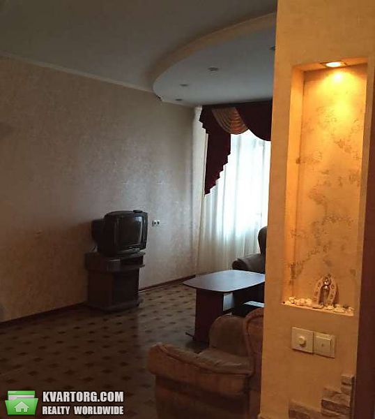Rent out 2-room apartment. Киев, Харьковское Шоссе — photo 3