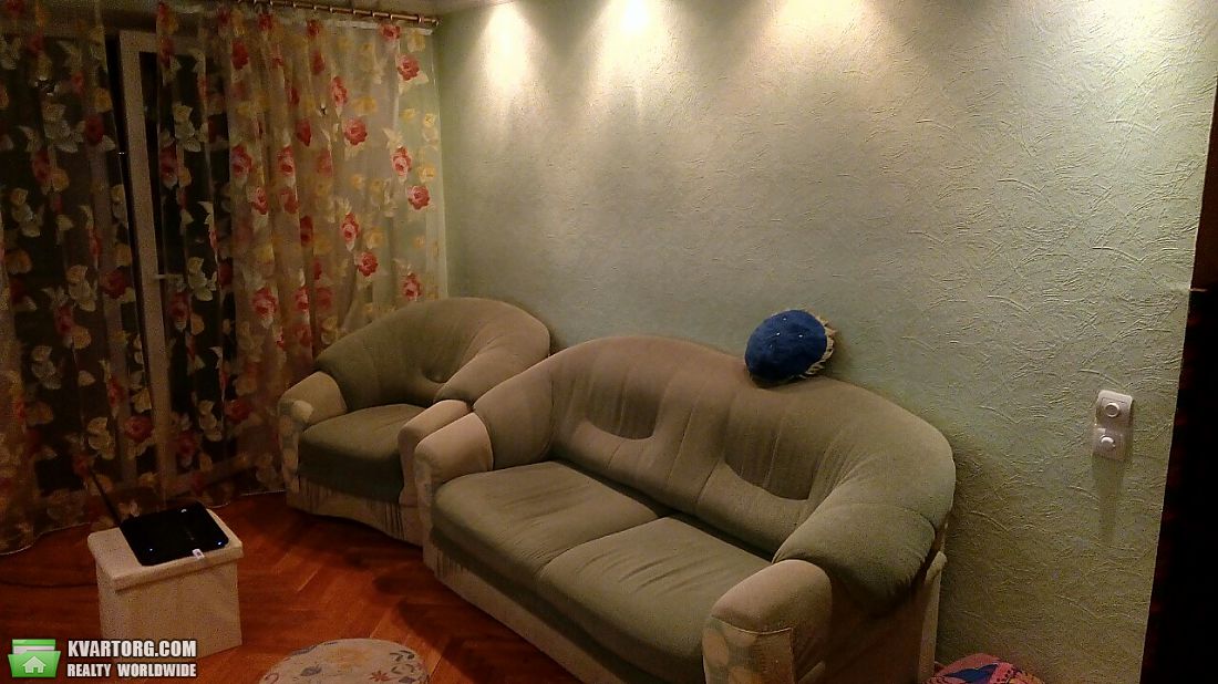 Sell 3-room apartment. Киев,  Курчатова — photo 1