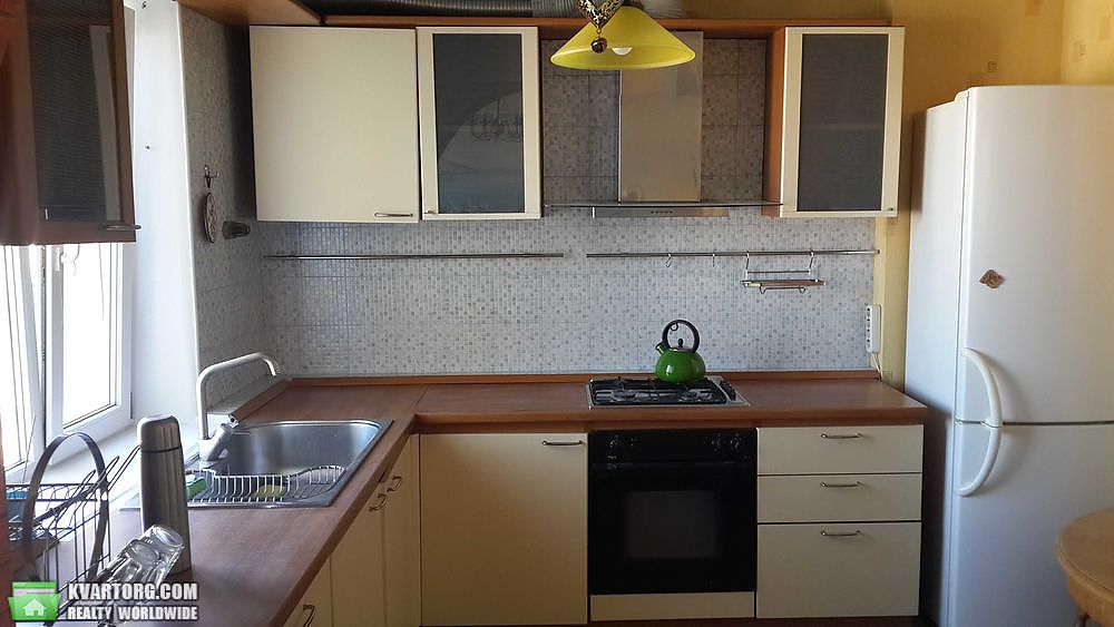 Sell 3-room apartment. Киев, Захаровская — photo 2