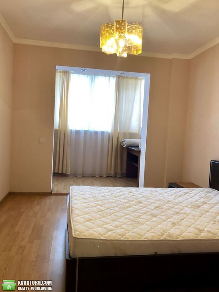 Rent out 2-room apartment. Киев,  Мишуги — photo 3