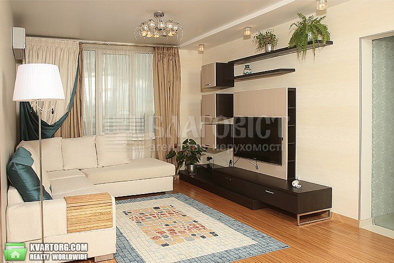 Rent out 2-room apartment. Киев,  Днепровская наб — photo 6