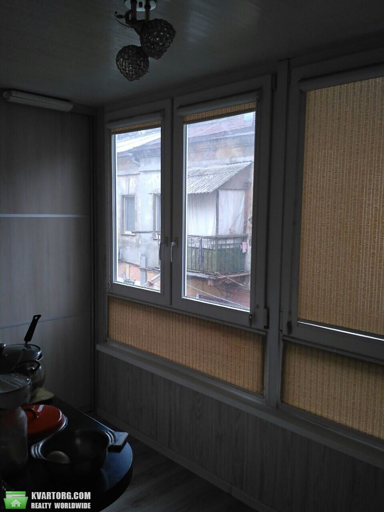 Sell 2-room apartment. Одесса, Старосенная площадь — photo 3
