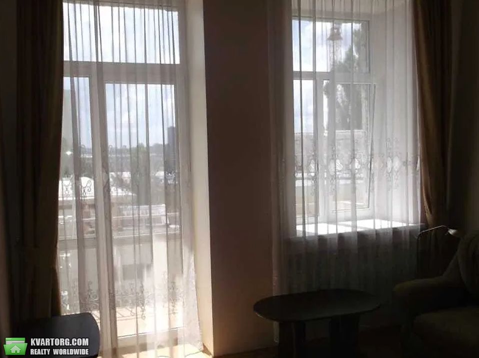 Rent out 2-room apartment. Киев, Саксаганського — photo 8