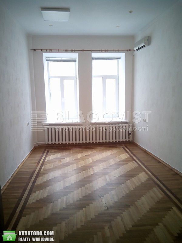 Sell 3-room apartment. Киев,  Малая Житомирская — photo 2