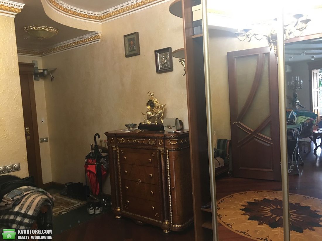 Sell 4-room apartment. Киев,  Ковпака — photo 7