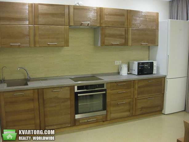 Rent out 1-room apartment. Киев,  Ревуцкого — photo 4