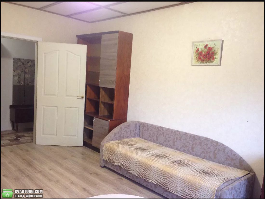Rent out 3-room apartment. Киев, Бурмистенко — photo 7