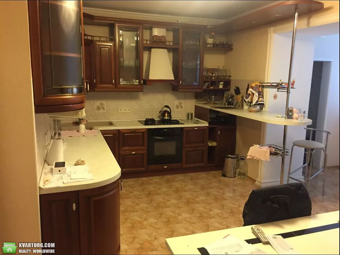 Rent out 3-room apartment. Киев,  Княжий Затон — photo 3