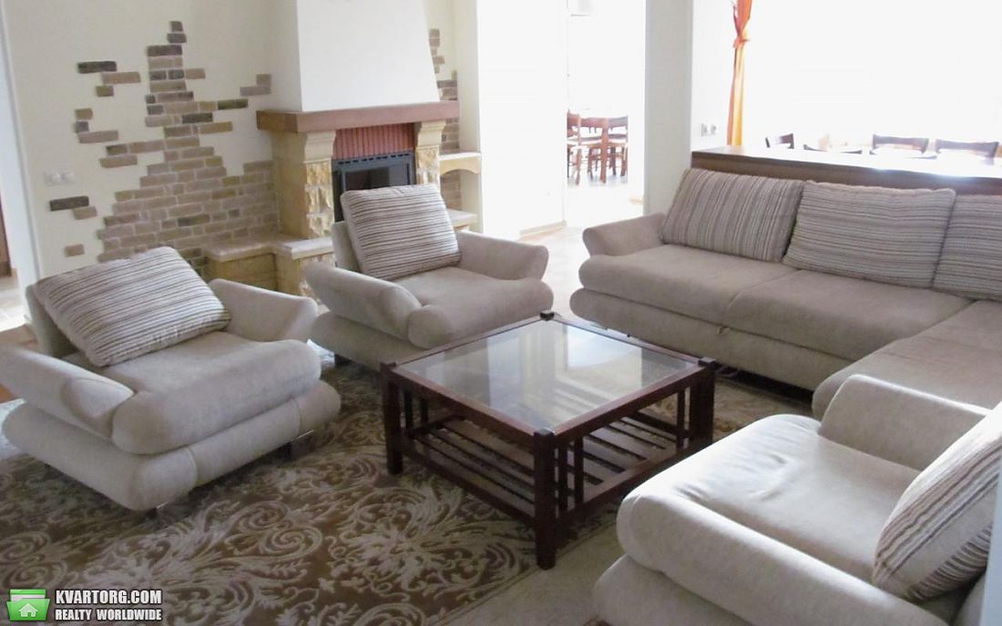 Rent out 4-room apartment. Киев,  Драгомирова — photo 1
