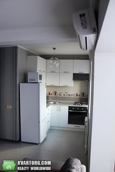 Sell 1-room apartment. Киев, Озерная — photo 1