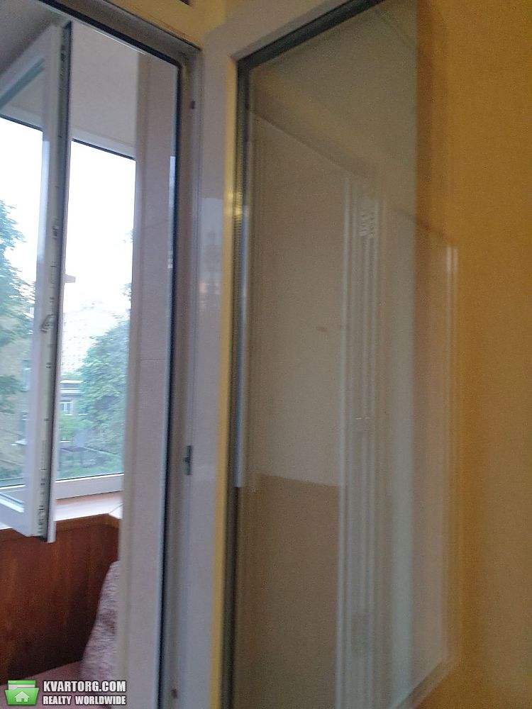 Rent out 1-room apartment. Киев, Мартиросяна — photo 1