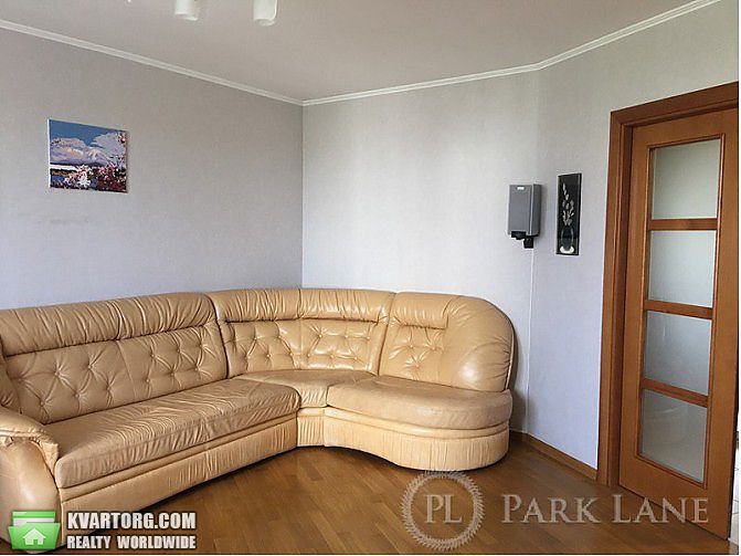 Sell 3-room apartment. Киев,  Автозаводская — photo 1