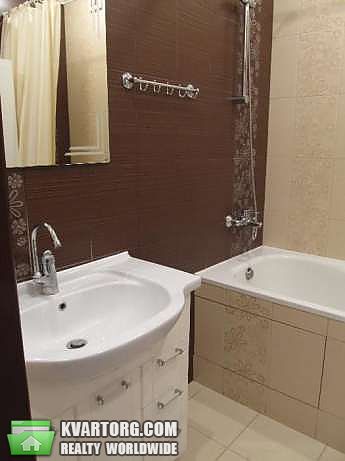 Rent out 2-room apartment. Киев,  Чавдар — photo 5