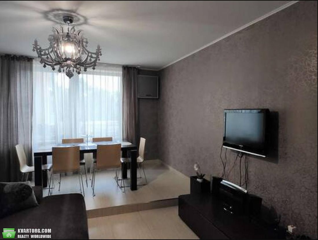Rent out 3-room apartment. Киев,  Окипной — photo 4