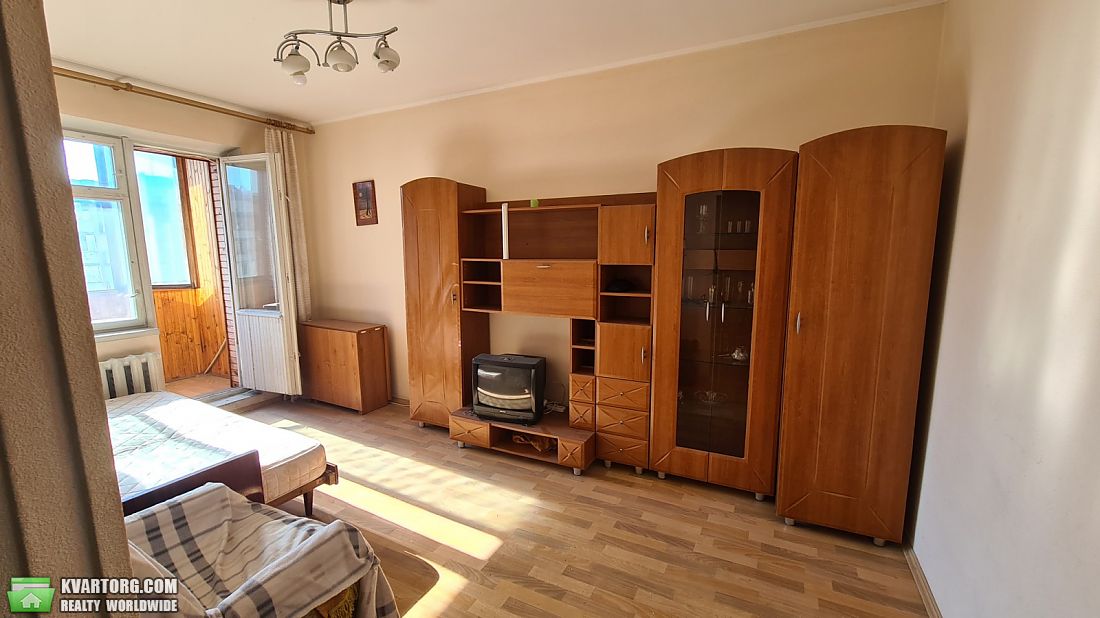 Sell 1-room apartment. Киев,  Оболонский пр — photo 2