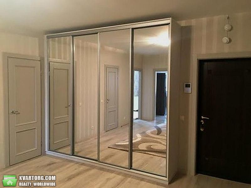Rent out 3-room apartment. Киев,  Димитрова — photo 8