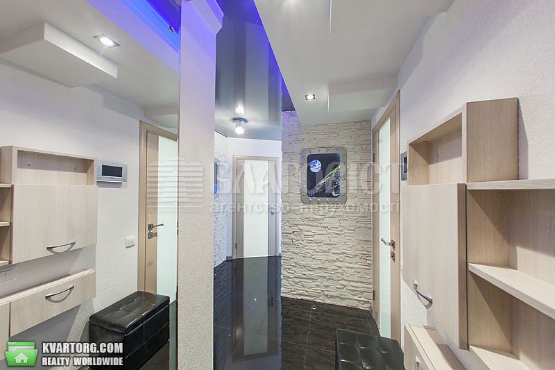 Rent out 2-room apartment. Киев,  Барбюса — photo 6
