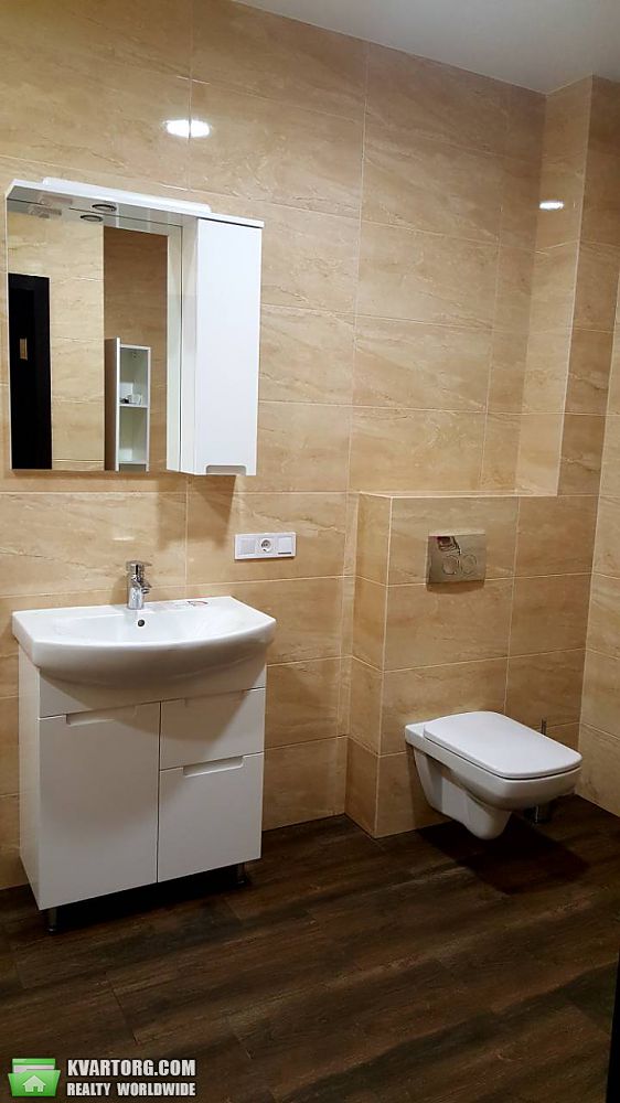 Rent out 2-room apartment. Киев, Михаила Драгоманова ул. — photo 9