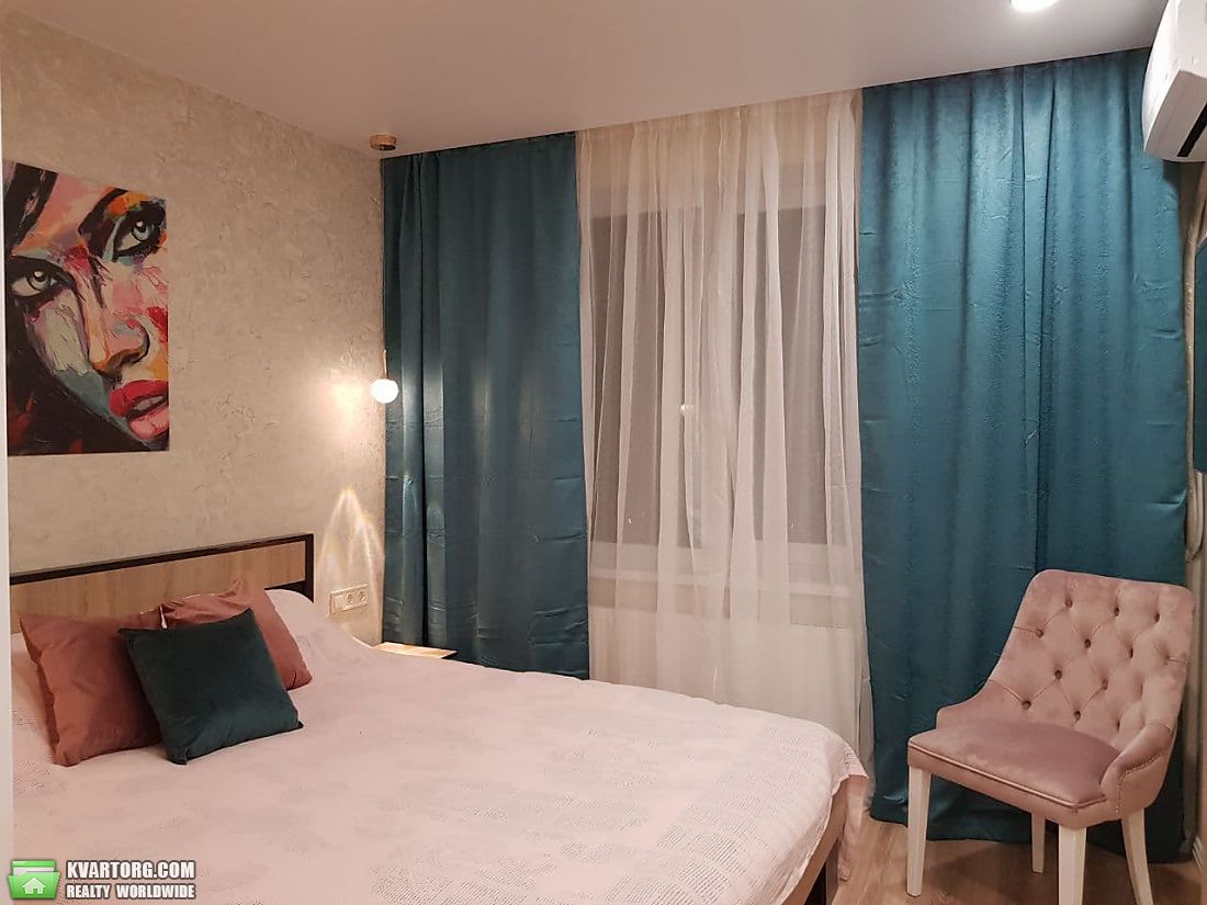 Rent out 1-room apartment. Киев,  Лысогорская — photo 1