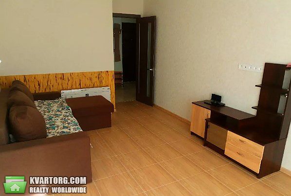 Rent out 1-room apartment. Киев, Семьи Кульженко — photo 9
