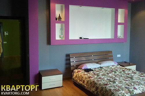 Rent out 3-room apartment. Киев,  Срибнокильская — photo 1