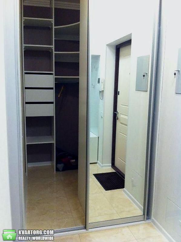 Rent out 1-room apartment. Киев,  Бажана — photo 9