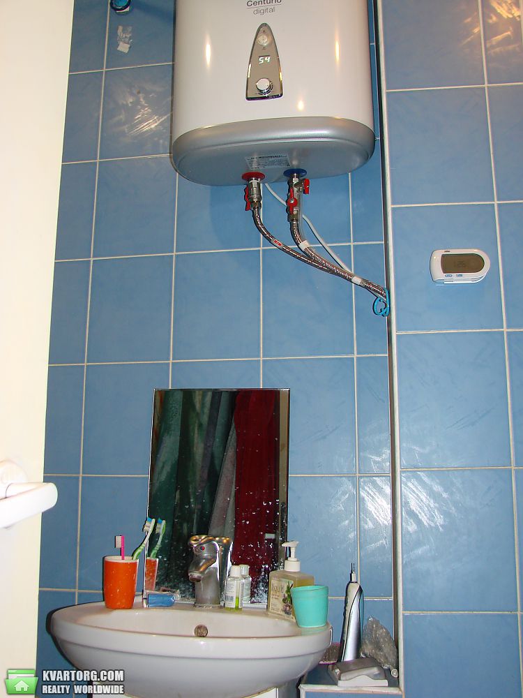 Sell 2-room apartment. Киев, Богдановская — photo 8