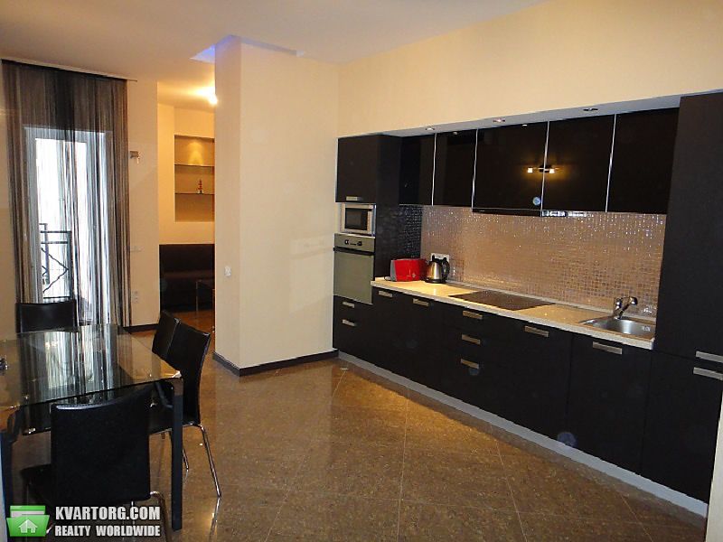 Rent out 3-room apartment. Киев,  Хоривая — photo 7