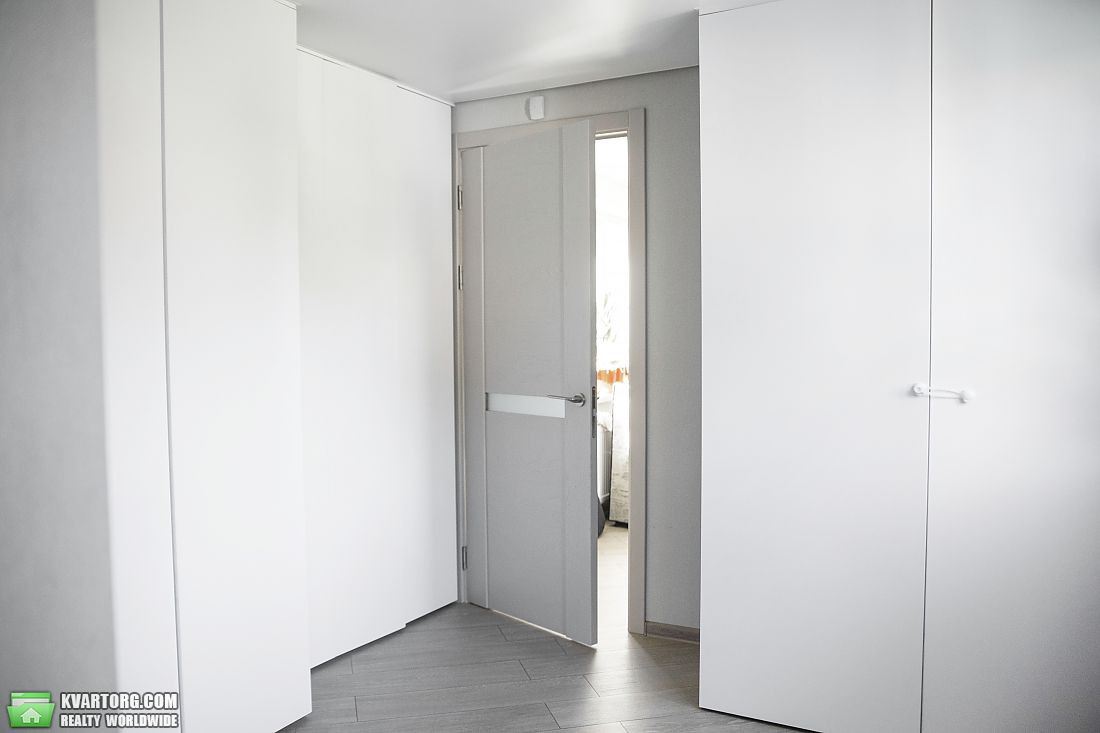 Sell 3-room apartment. Харьков, Марьинская — photo 1