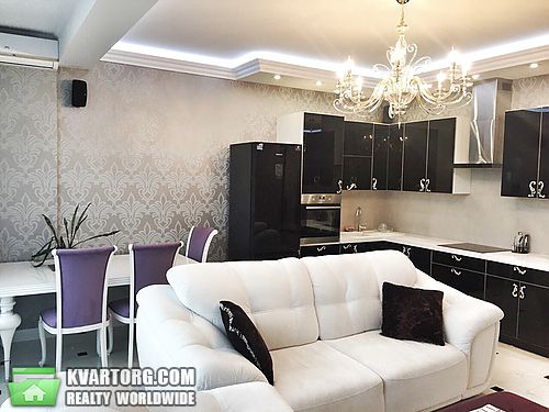 Rent out 2-room apartment. Киев,  Щорса — photo 5