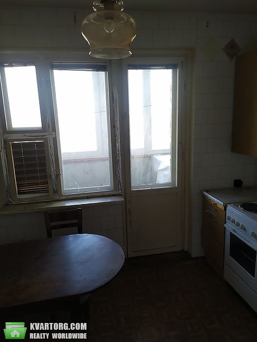 Sell 2-room apartment. Киев,  Радужная — photo 1