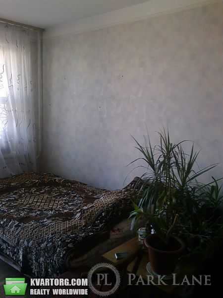 Sell 3-room apartment. Киев,  40-летия Октября просп — photo 4