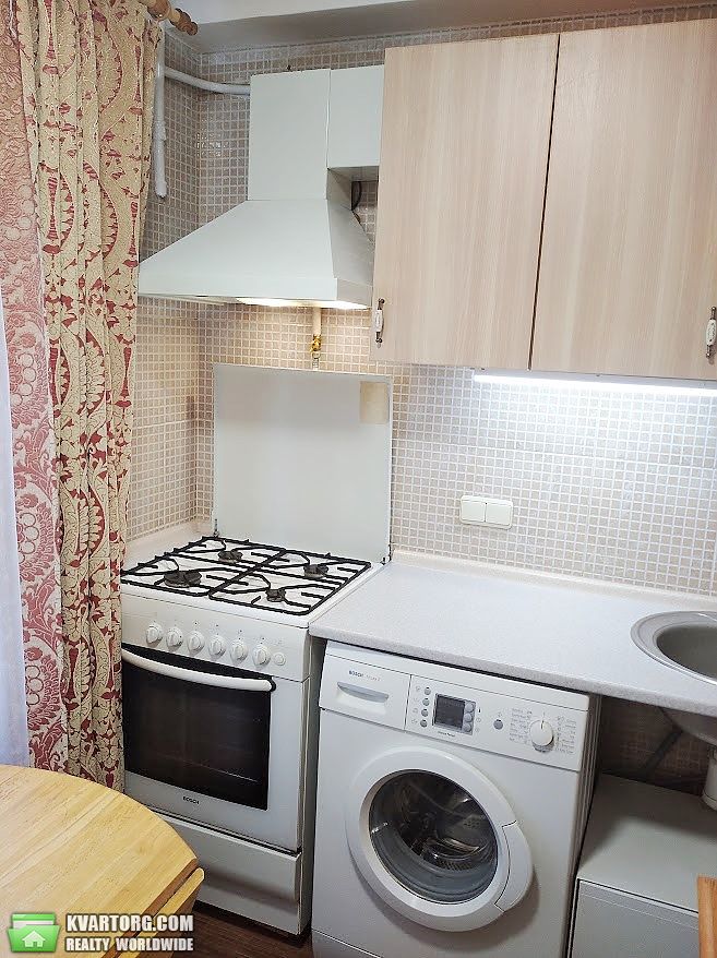 Rent out 3-room apartment. Киев,  Донецкая — photo 7