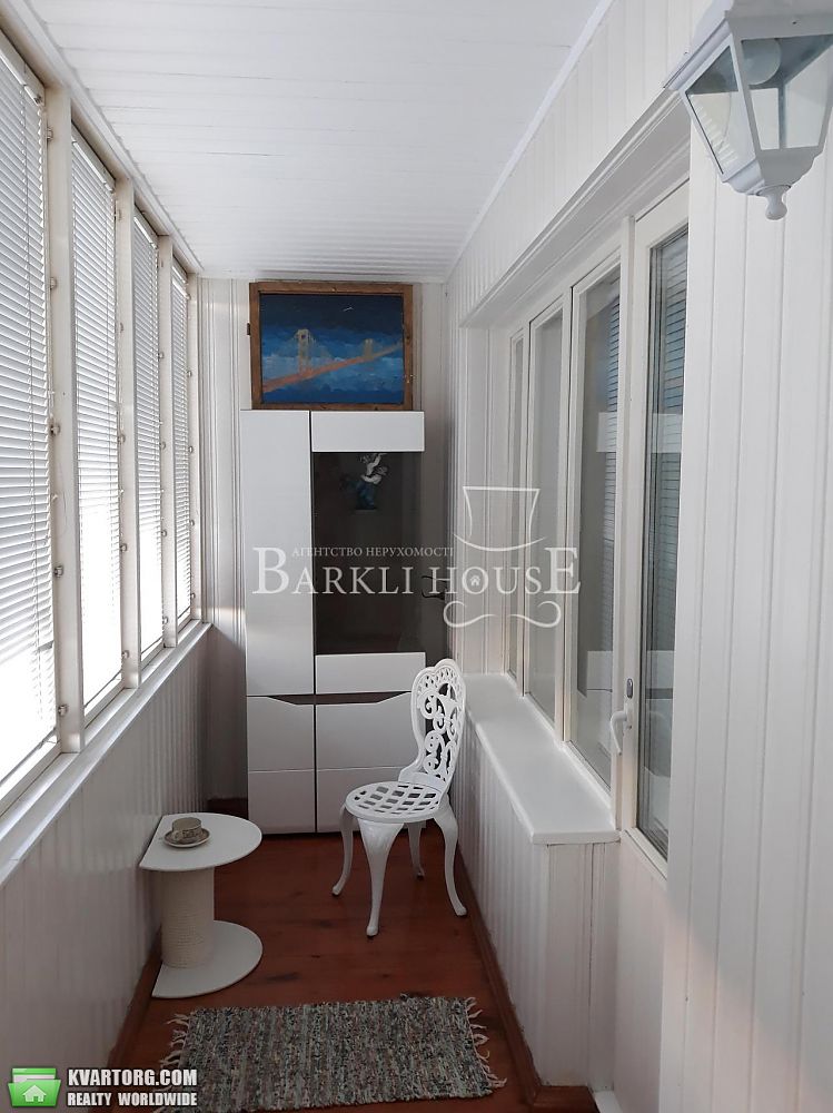 Rent out 3-room apartment. Киев,  Суворова — photo 9