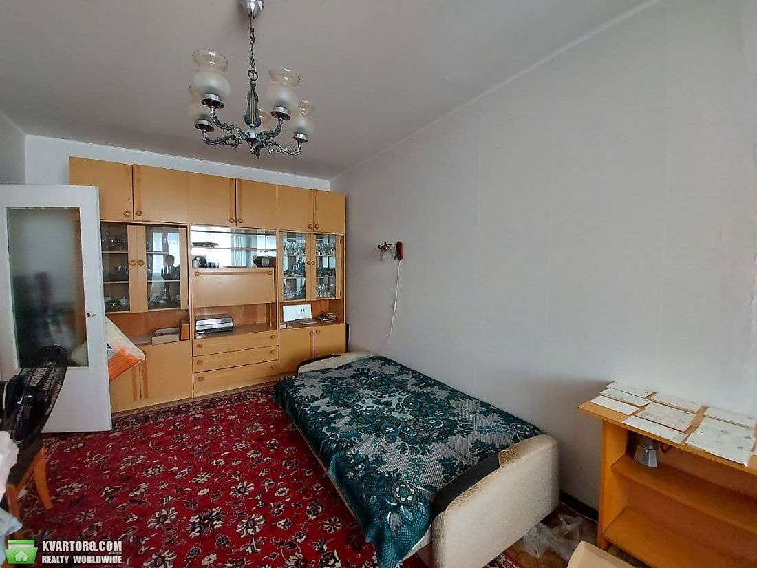 Rent out 2-room apartment. Киевская обл., Славина — photo 3