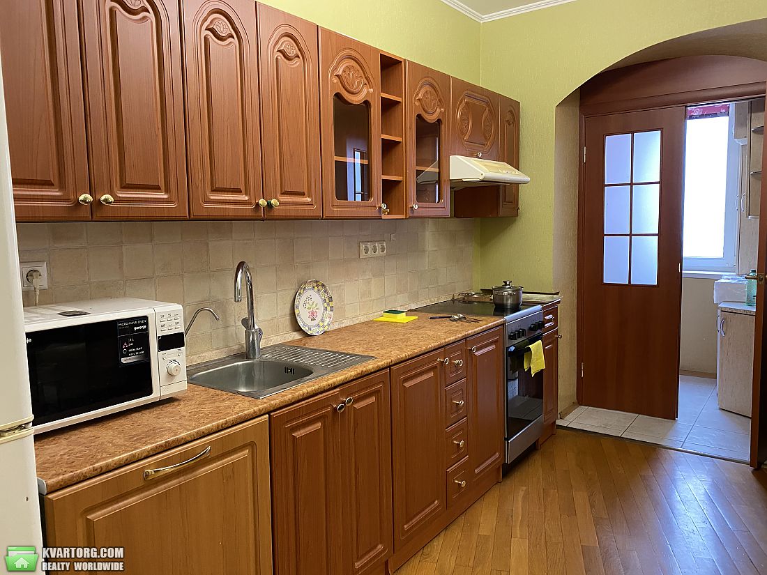 Rent out 4-room apartment. Киев,  Леси Украинки бул — photo 5