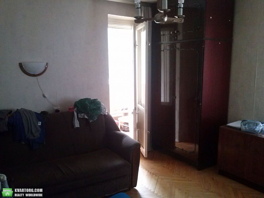 Rent out 2-room apartment. Киев,  Глебова — photo 4