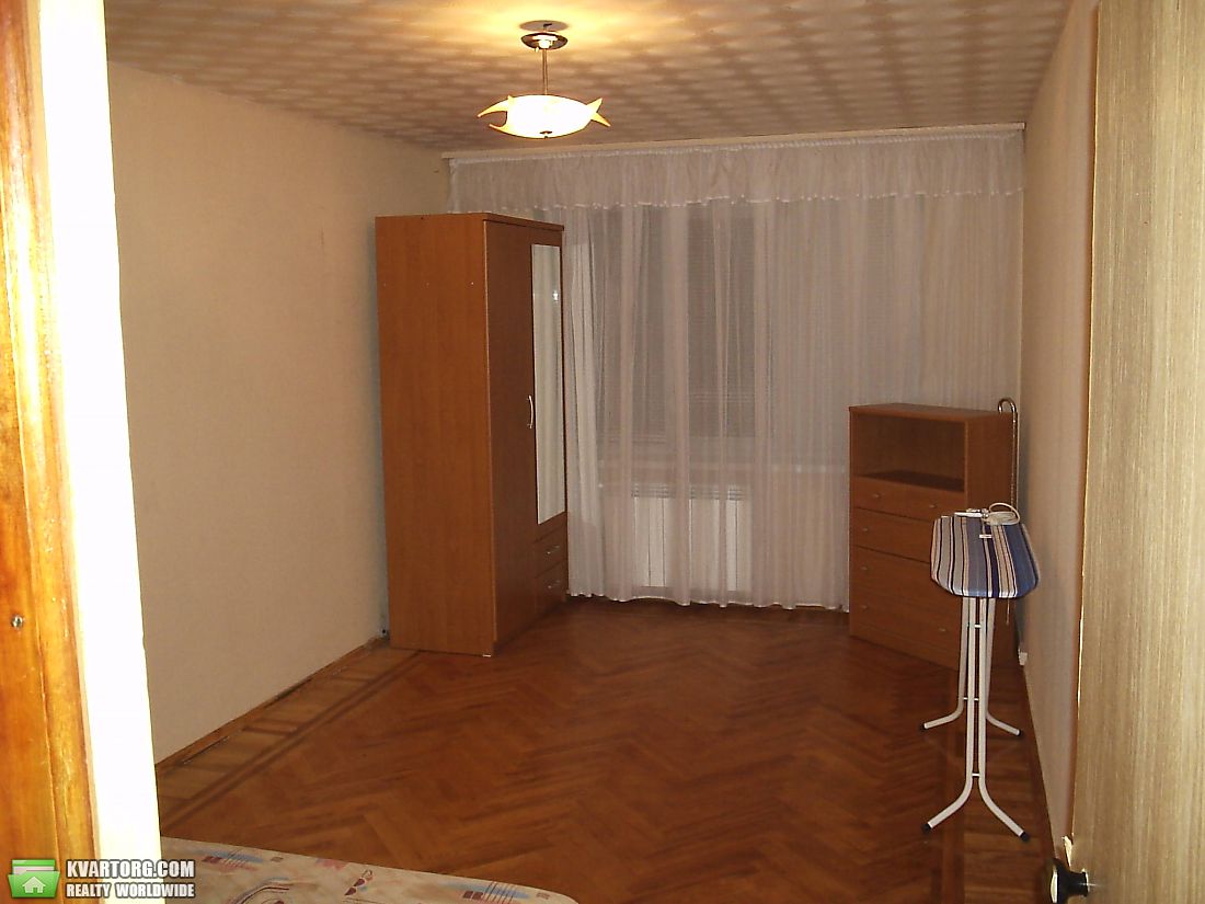 Rent out 1-room apartment. Киев,  Героев Сталинграда пр — photo 3