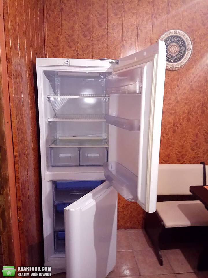 Rent out 1-room apartment. Киев,  Кошица — photo 5
