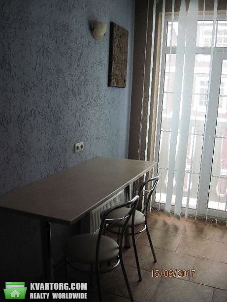 Rent out 1-room apartment. Киев,  Крейсера Авроры — photo 8