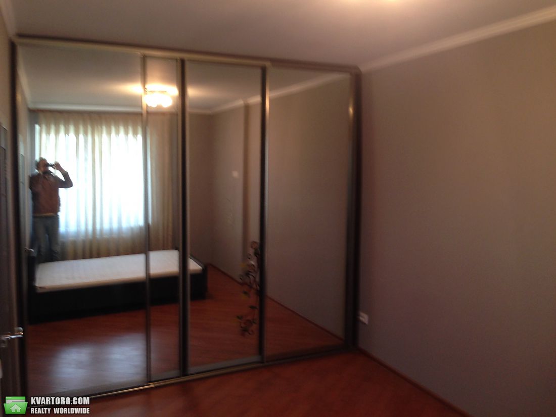 Sell 1-room apartment. Киев,  Глушкова пр — photo 8