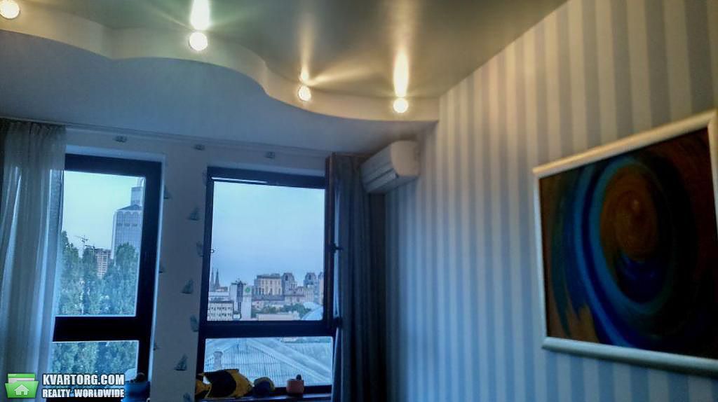 Rent out 1-room apartment. Киев,  Шота Руставели — photo 4