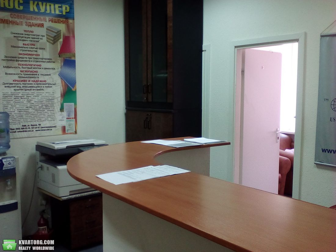 Rent out office. Киев,  Дегтяревская — photo 1