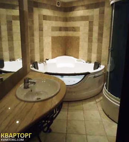 Sell 3-room apartment. Киев,  40-летия Октября просп — photo 10