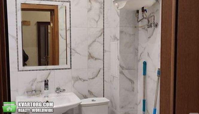 Rent out 2-room apartment. Киев, майкопская — photo 6