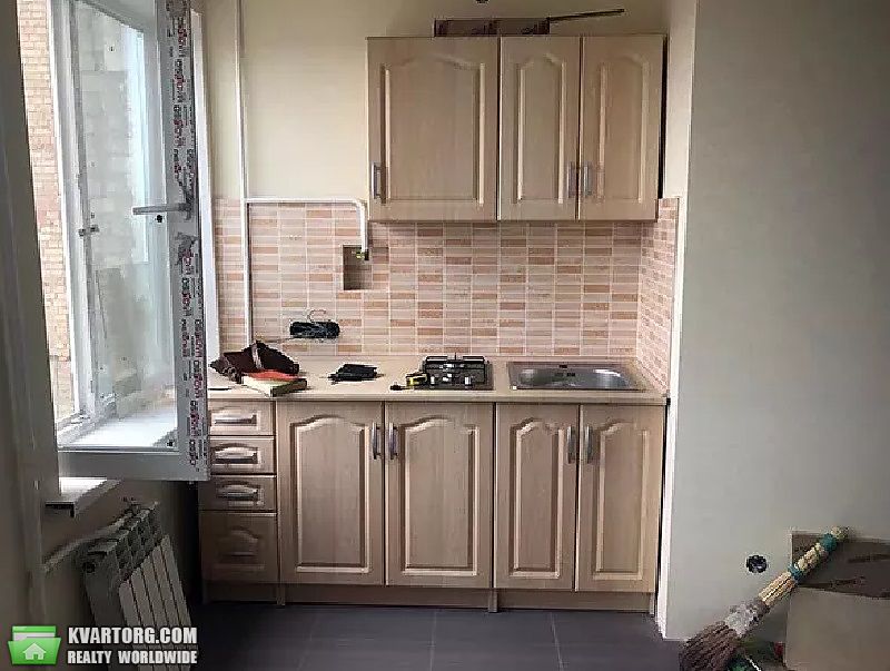 Sell 1-room apartment. Киев,  Зодчих — photo 1