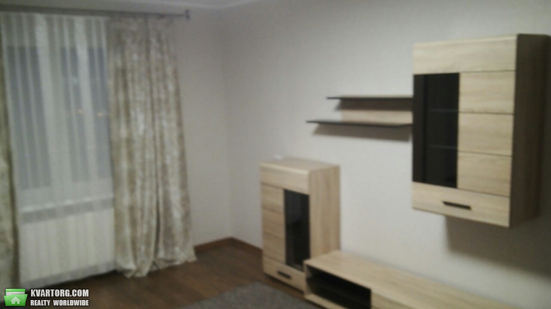 Rent out 1-room apartment. Киев,  Ясиноватский пер — photo 3