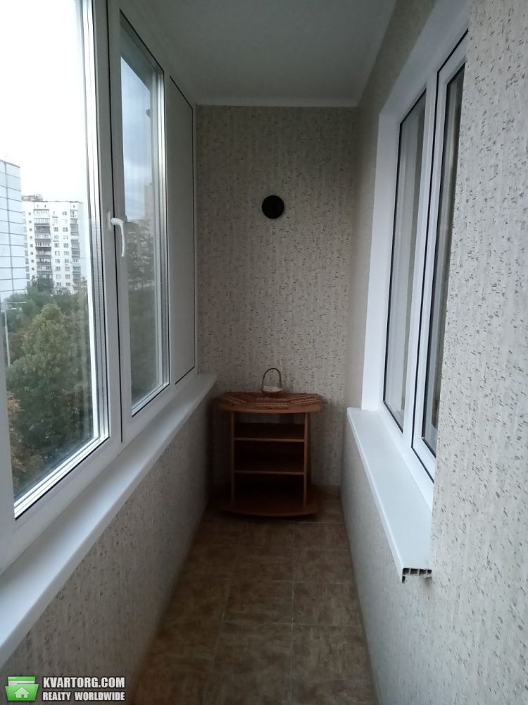 Rent out 1-room apartment. Киев,  Липковского — photo 6