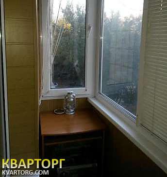 Sell 1-room apartment. Киев,  Западная — photo 1