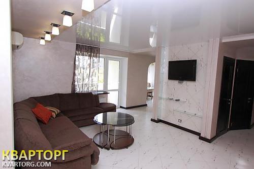 Rent out 2-room apartment. Одесса, Французкий бульвар — photo 1